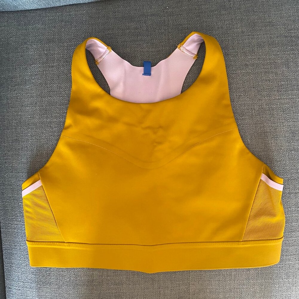 Brooks 3-pocket Running Bra, Mustard Yellow size C/D
